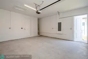 4385 SW 123rd Ln, Davie, FL 33330 - Photo 13