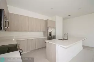 4385 SW 123rd Ln, Davie, FL 33330 - Photo 7