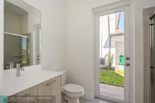 12290 SW 44th Ct, Davie, FL 33330 - Photo 15