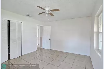 1560 NE 31st Ct, Pompano Beach, FL 33064 - Photo 15