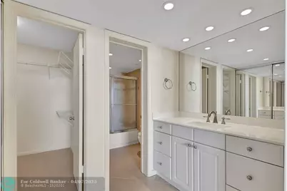 801  Lake Shore Dr, Unit #403, Lake Park, FL 33403 - Photo 17