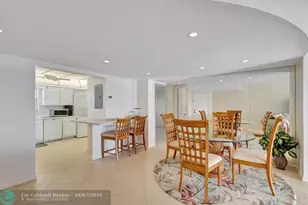 801 Lake Shore Dr, Lake Park, FL 33403 - Photo 3