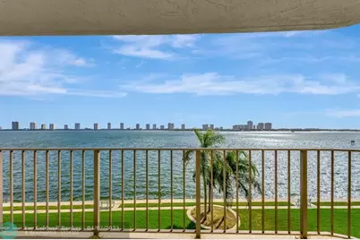 801  Lake Shore Dr, Unit #403, Lake Park, FL 33403 - Photo 1