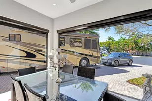 93 S Cortez Dr Circle R Unit, Margate, FL 33068 - Photo 9