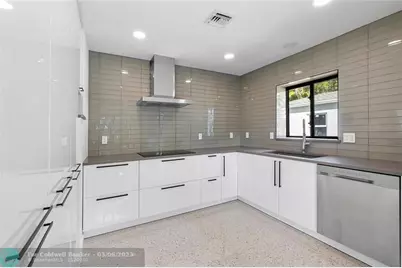 450 N Victoria Park Rd, Fort Lauderdale, FL 33301 - Photo 15