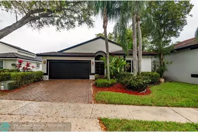 1508 SW 149th Ave, Pembroke Pines, FL 33027 - Photo 3