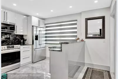 2903  Victoria Cir, Unit #O4, Coconut Creek, FL 33066 - Photo 5