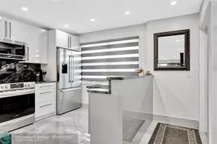 2903 Victoria Cir, Coconut Creek, FL 33066 - Photo 5