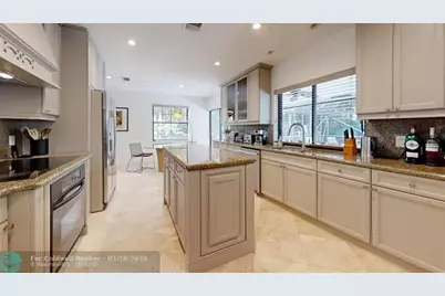 2899 NW 26th Ave, Boca Raton, FL 33434 - Photo 11