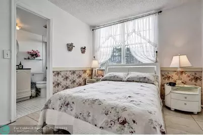 9340  Lagoon Pl, Unit #209, Davie, FL 33324 - Photo 17