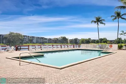 9340  Lagoon Pl, Unit #209, Davie, FL 33324 - Photo 35