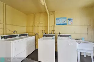 2831 Somerset Dr, Lauderdale Lakes, FL 33311 - Photo 33