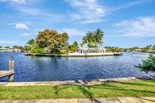 1981 Coral Gardens Dr, Wilton Manors, FL 33306 - Photo 33