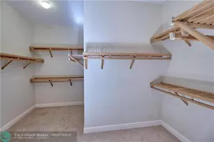 8166 Emerald Ave, Parkland, FL 33076 - Photo 15