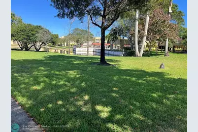 5750 NW 64th Ave, Unit #208, Tamarac, FL 33319 - Photo 23