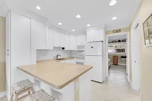 1110 N Riverside Dr, Pompano Beach, FL 33062 - Photo 5