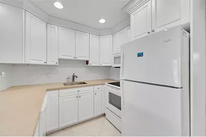 1110 N Riverside Dr, Unit #24, Pompano Beach, FL 33062 - Photo 25