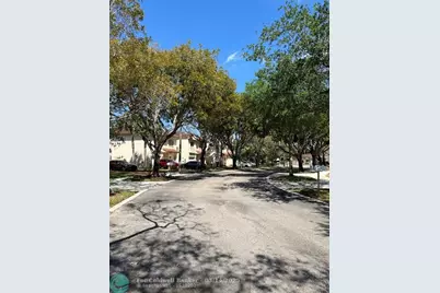 5870 SW 99th Ter, Cooper City, FL 33328 - Photo 3