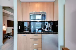 505 N Fort Lauderdale Beach Blvd, Fort Lauderdale, FL 33304 - Photo 9