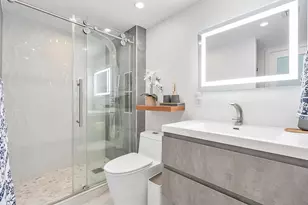 20505 E Country Club Dr, Aventura, FL 33180 - Photo 13