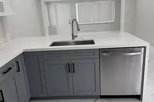 2423 Scott St, Hollywood, FL 33020 - Photo 5