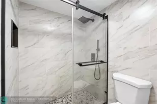 3955 N Nob Hill Rd, Sunrise, FL 33351 - Photo 11