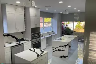 3221 NW 11th Ct, Miami, FL 33127 - Photo 9