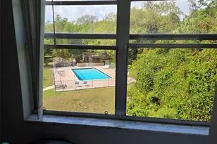 9400 Live Oak Pl, Davie, FL 33324 - Photo 9