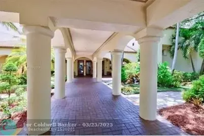 9400  Live Oak Pl, Unit #305, Davie, FL 33324 - Photo 3