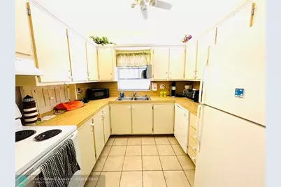 [Address not provided], Pompano Beach, FL 33060 - Photo 31