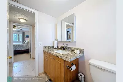 4270 NW 40th St, Unit #205, Lauderdale Lakes, FL 33319 - Photo 37