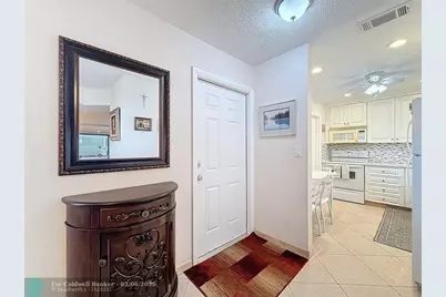 4270 NW 40th St, Unit #205, Lauderdale Lakes, FL 33319 - Photo 5