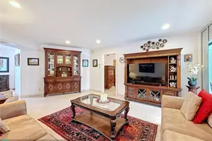 4270 NW 40th St, Lauderdale Lakes, FL 33319 - Photo 19