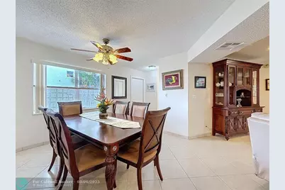 4270 NW 40th St, Unit #205, Lauderdale Lakes, FL 33319 - Photo 15