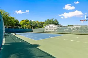 2058 Newport N, Deerfield Beach, FL 33442 - Photo 23