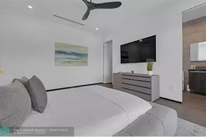 727 NE 17th Way, Fort Lauderdale, FL 33304 - Photo 61