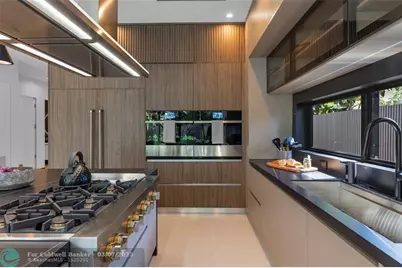 727 NE 17th Way, Fort Lauderdale, FL 33304 - Photo 33