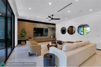 727 NE 17th Way, Fort Lauderdale, FL 33304 - Photo 49