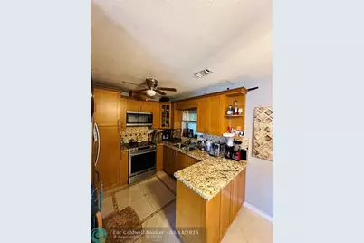 2238  Adams St, Unit #5, Hollywood, FL 33020 - Photo 11
