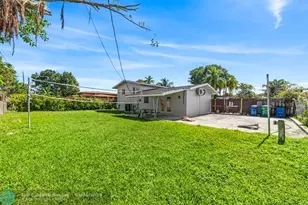 1215 NE 200th St, Miami, FL 33179 - Photo 23