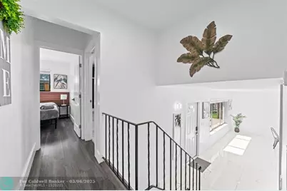 1215 NE 200th St, Miami, FL 33179 - Photo 9