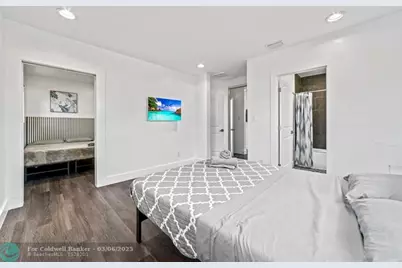 1215 NE 200th St, Miami, FL 33179 - Photo 15