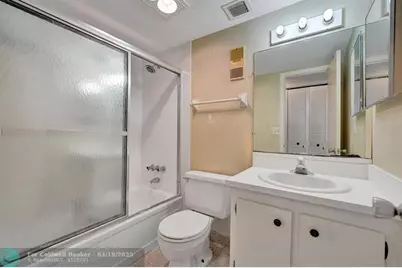 9440  Poinciana Pl, Unit #109, Davie, FL 33324 - Photo 19