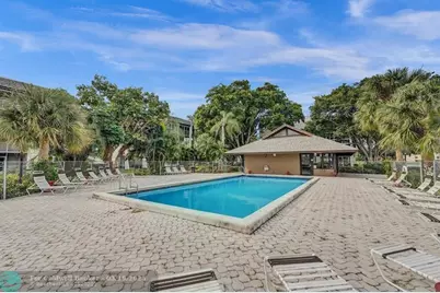 9440  Poinciana Pl, Unit #109, Davie, FL 33324 - Photo 35