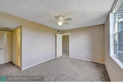9440  Poinciana Pl, Unit #109, Davie, FL 33324 - Photo 17