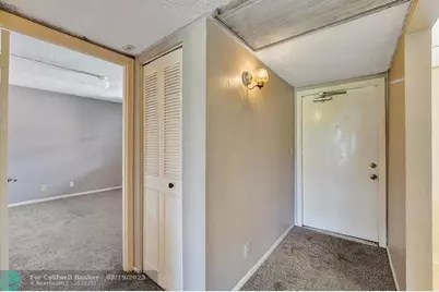 9440  Poinciana Pl, Unit #109, Davie, FL 33324 - Photo 21