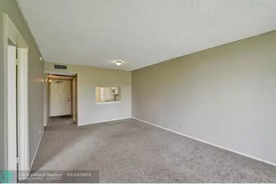 9440  Poinciana Pl, Unit #109, Davie, FL 33324 - Photo 11