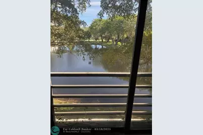 2304 S Cypress Bend Dr, Unit #313, Pompano Beach, FL 33069 - Photo 11