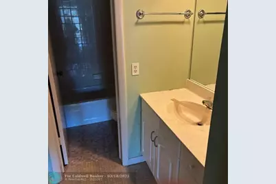 2304 S Cypress Bend Dr, Unit #313, Pompano Beach, FL 33069 - Photo 13