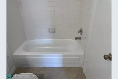 2667 NW 33rd St, Unit #2412, Oakland Park, FL 33309 - Photo 11